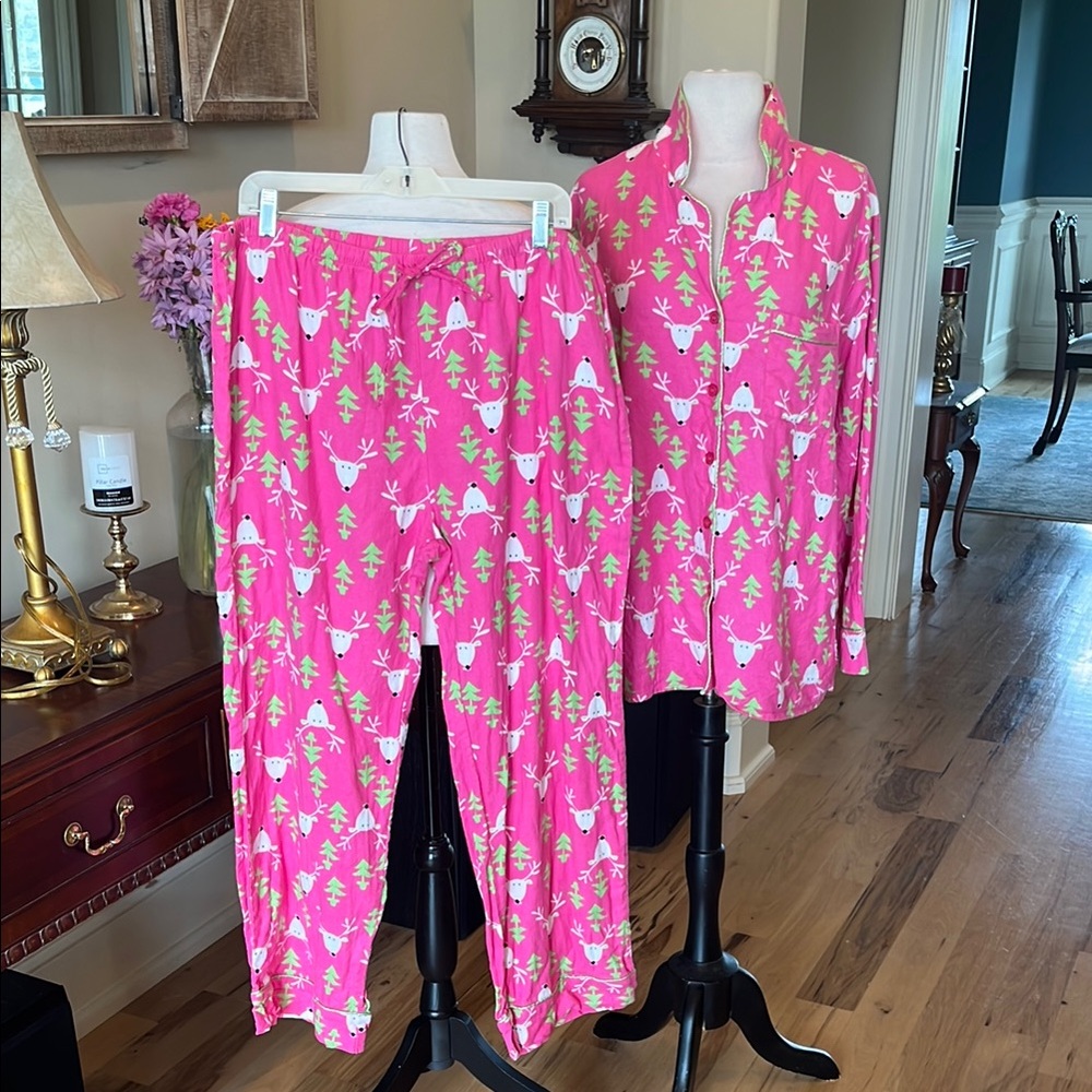 Reindeer Pink Flannel Pajama Set